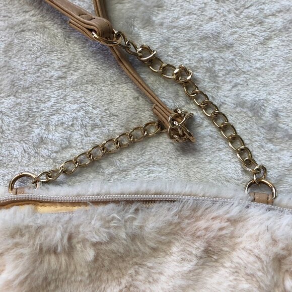 DEB & Dave Cute Bear Shoulder Bag Faux Fur 7" x 7.5" - Picture 5 of 7